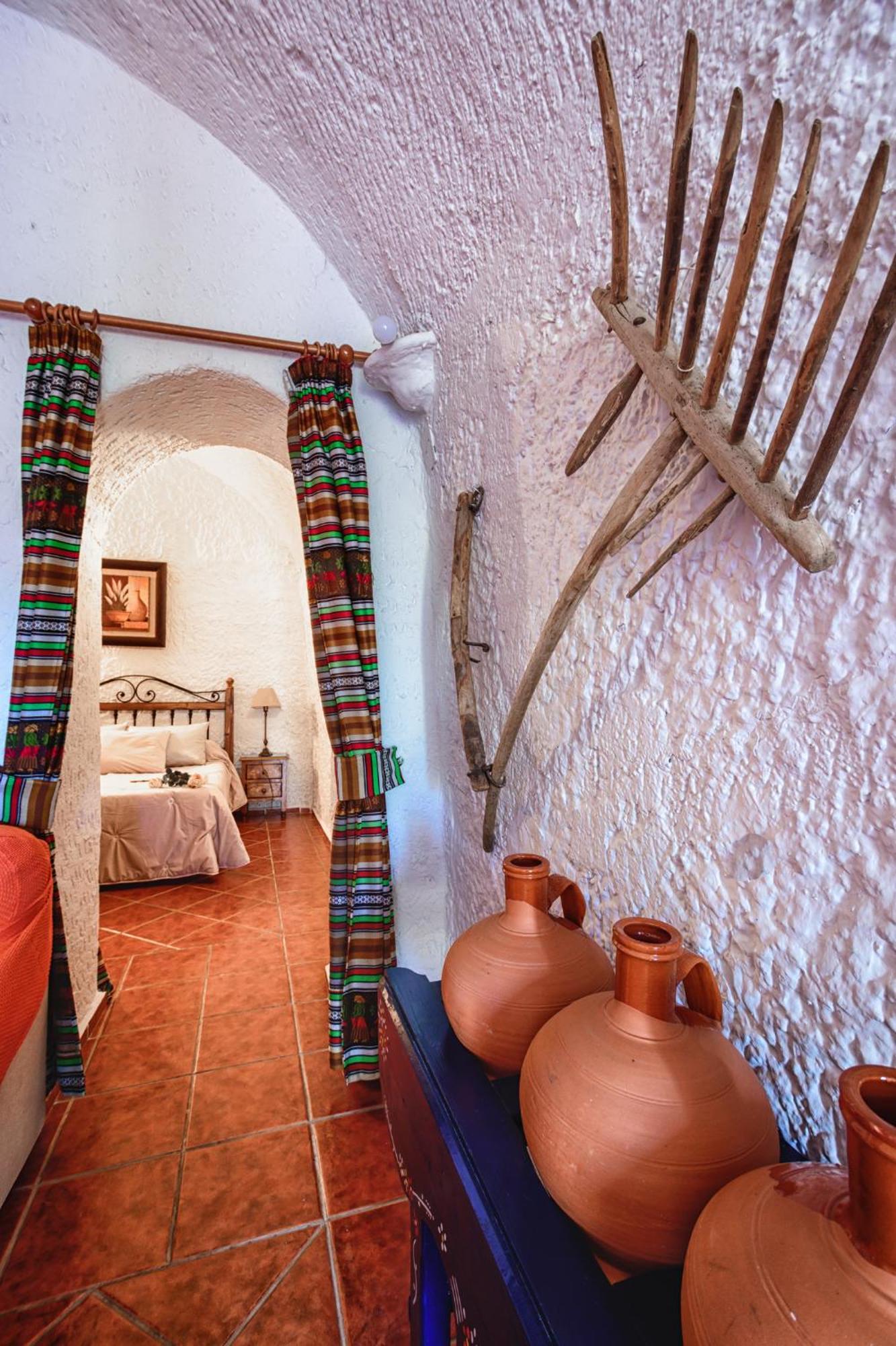 Cuevas Pedro Antonio De Alarcon Apartment Guadix Bagian luar foto