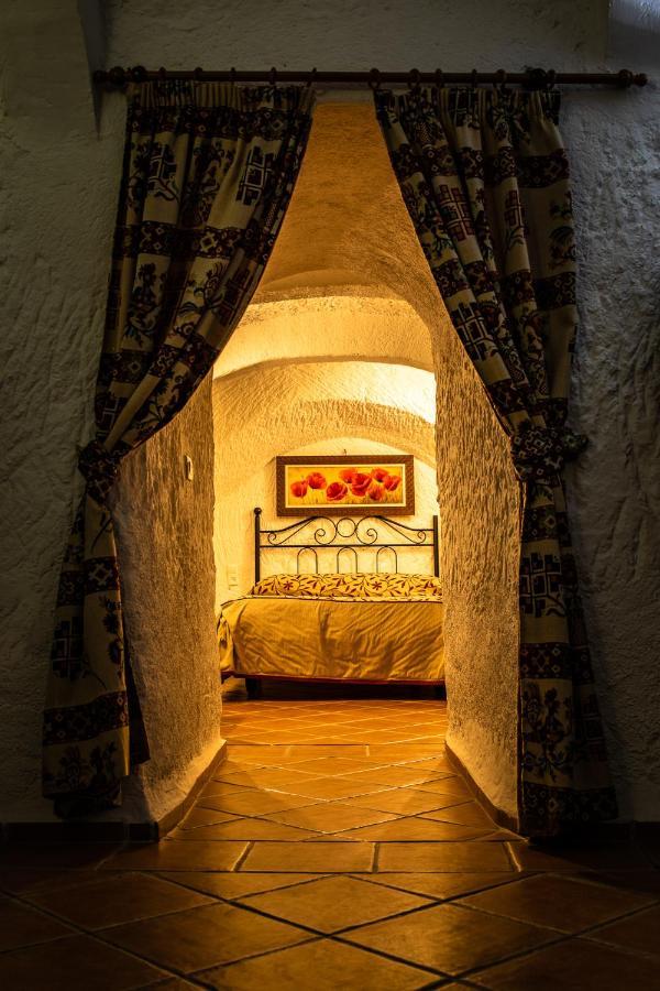 Cuevas Pedro Antonio De Alarcon Apartment Guadix Bagian luar foto
